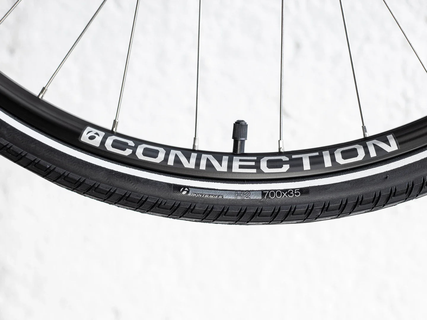 Trek FX 2 Disc Equipped Stagger