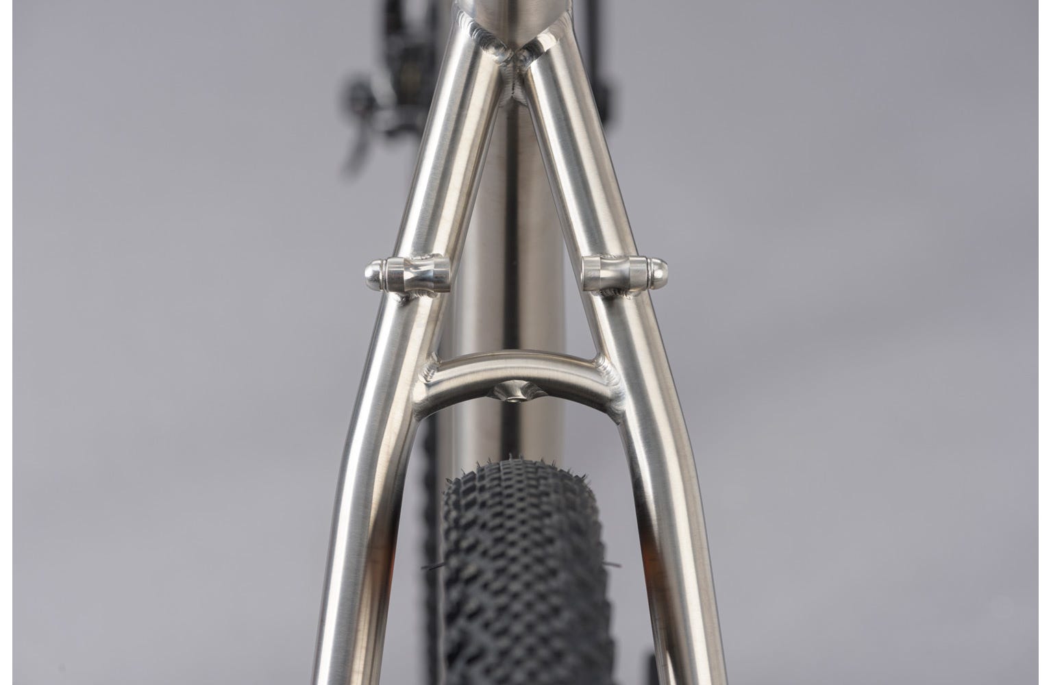 Genesis Croix De Fer Titanium