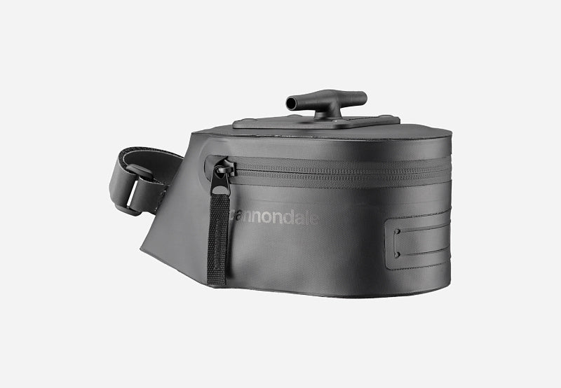 CP1301U10OS_Contain_QR_Saddle_Bag_Medium_PD.webp