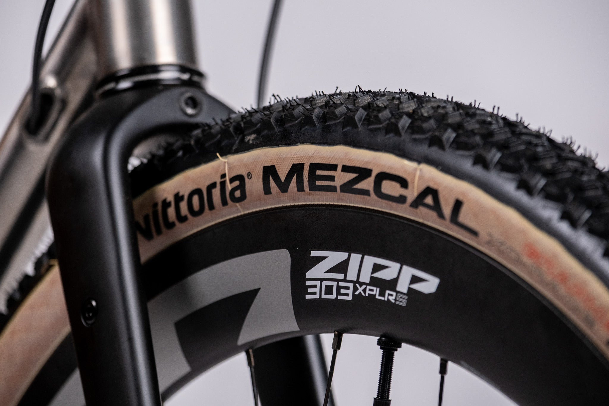 Custom Gloria All Gravel Titanium Bike Builder