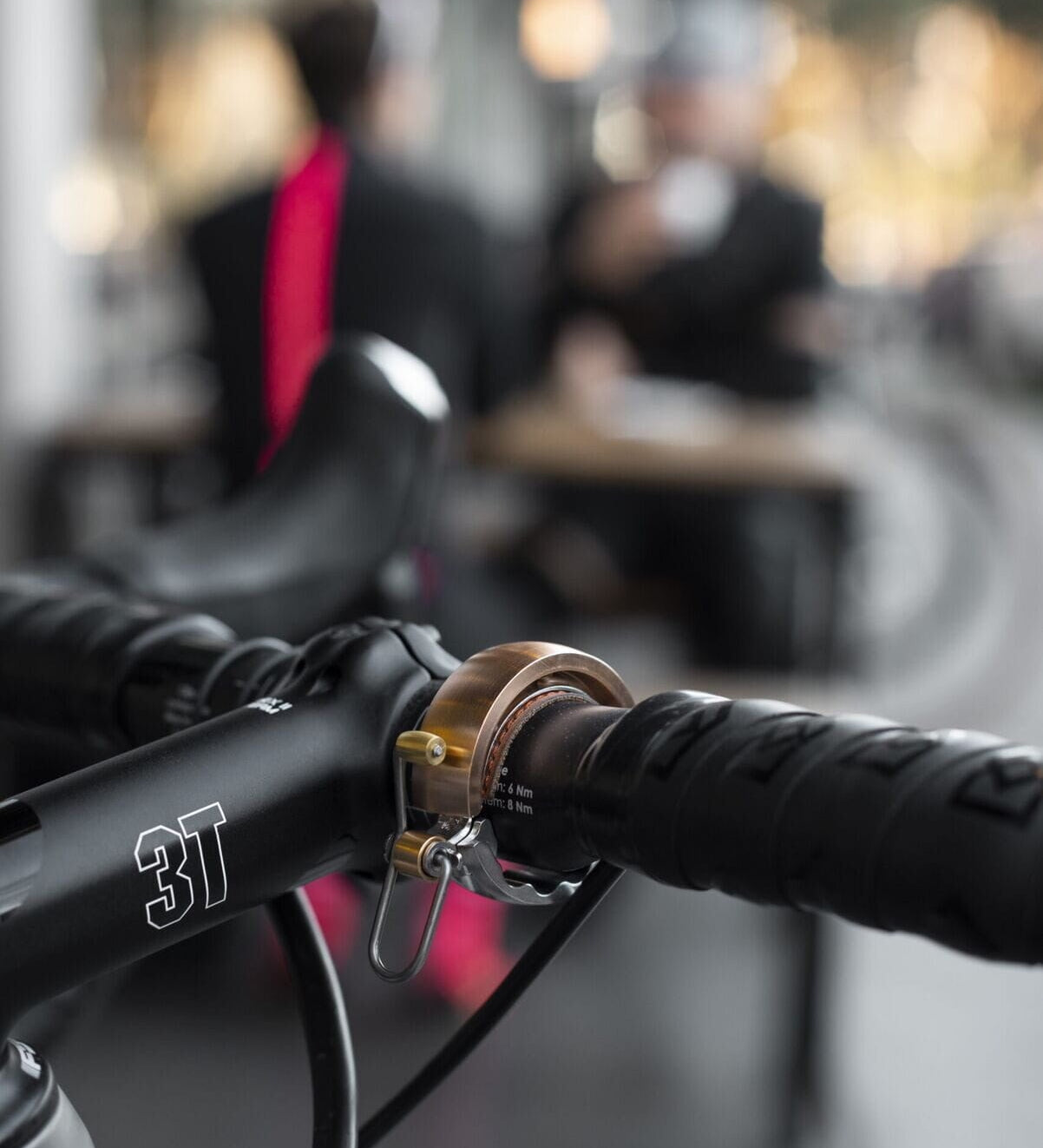 Oi Luxe Bell Small - Matte Black