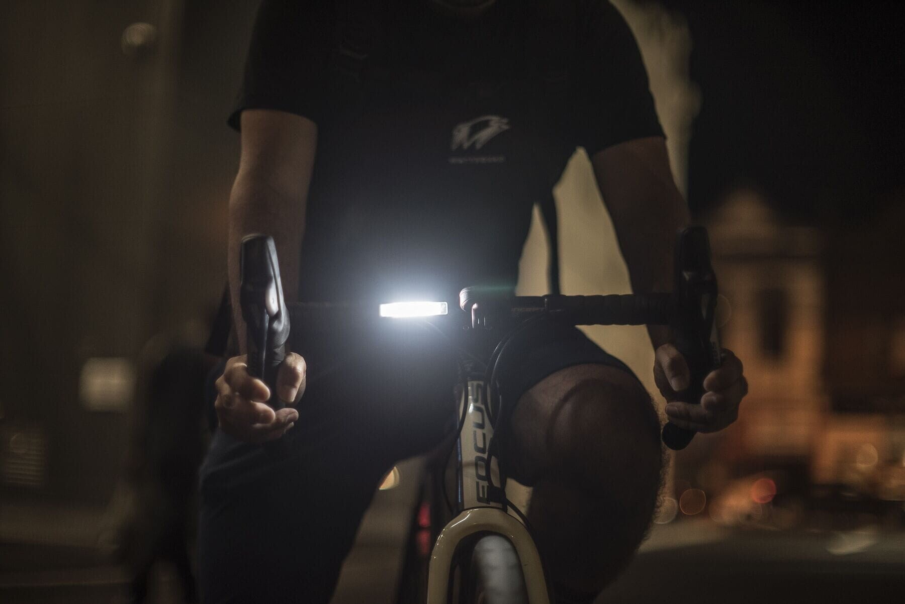 Plus Light Front - Black