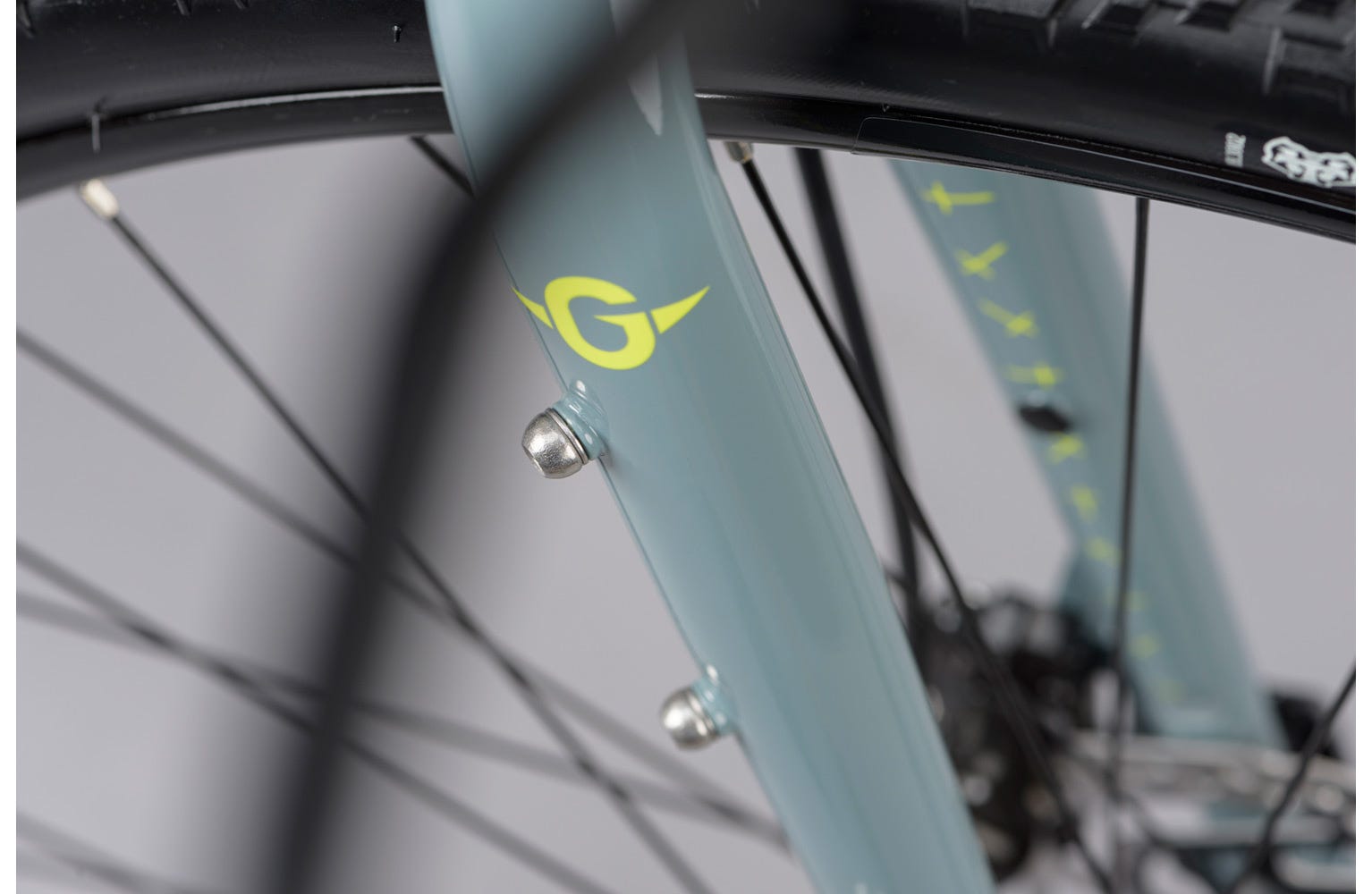 Genesis Croix De Fer 10 Flat Bar