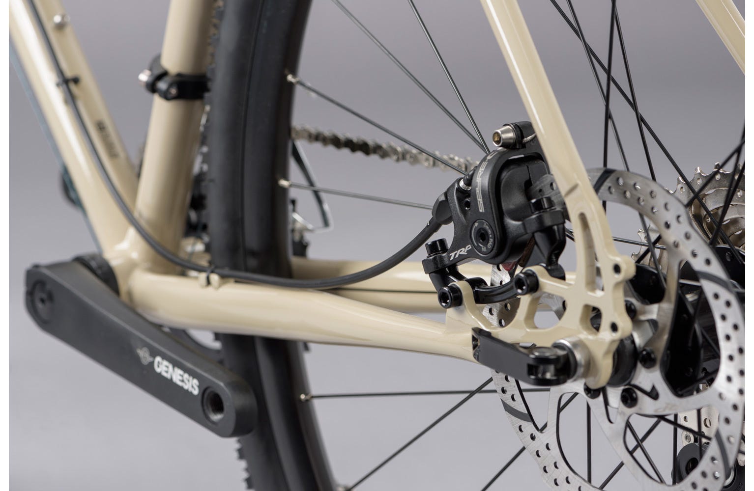 Genesis Croix De Fer 10