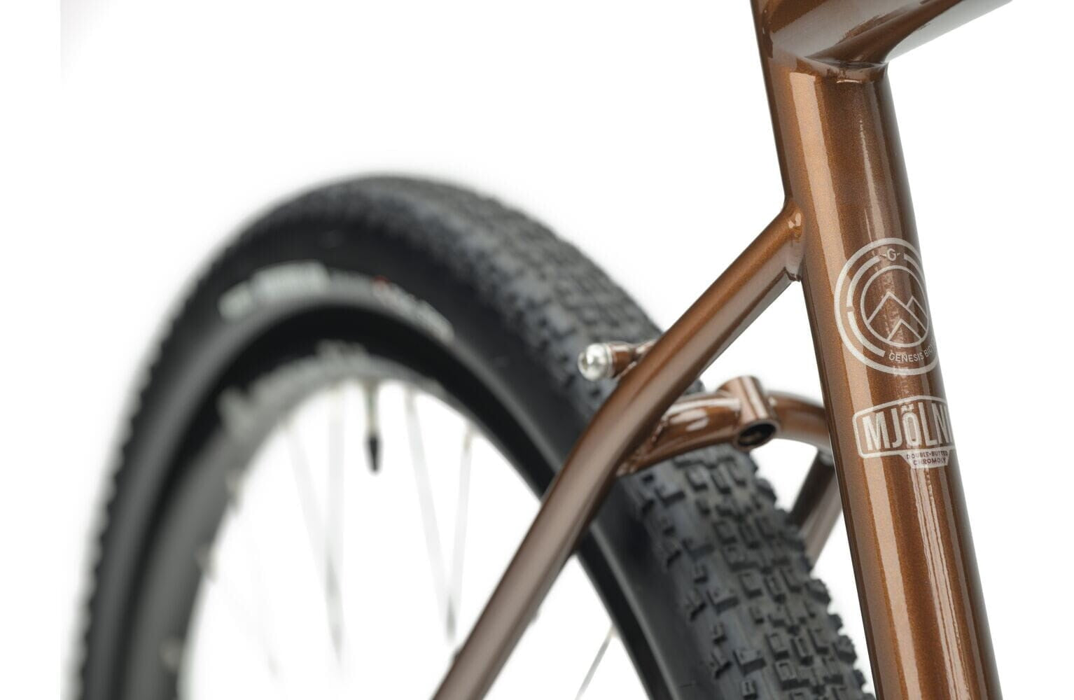Genesis Croix De Fer 10