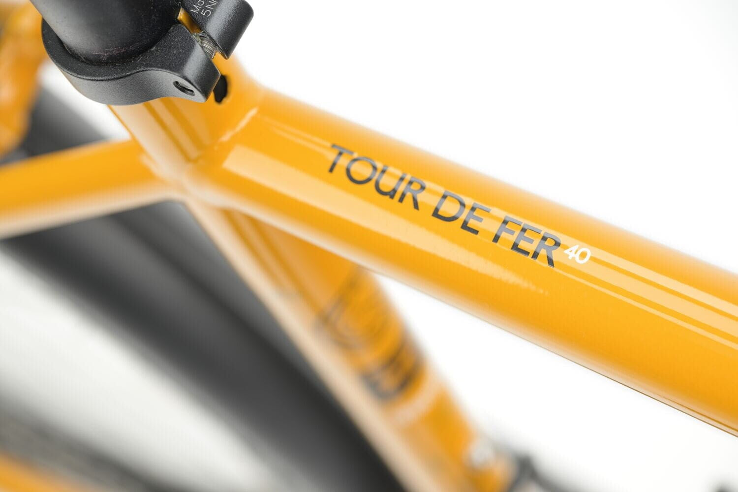 Genesis Tour De Fer 40