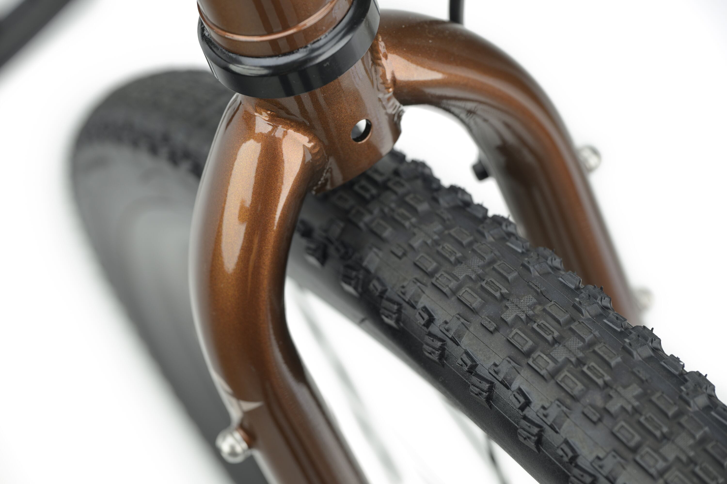 Genesis Croix de Fer 10 Gravel Bike 2026 with Shimano Cues 2x9-Speed Drivetrain