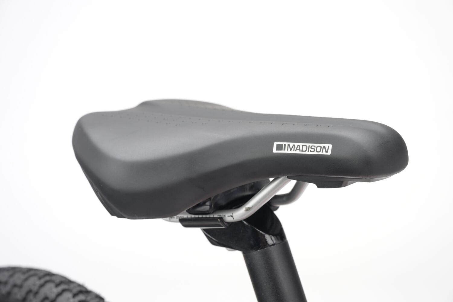 Ridgeback MX16