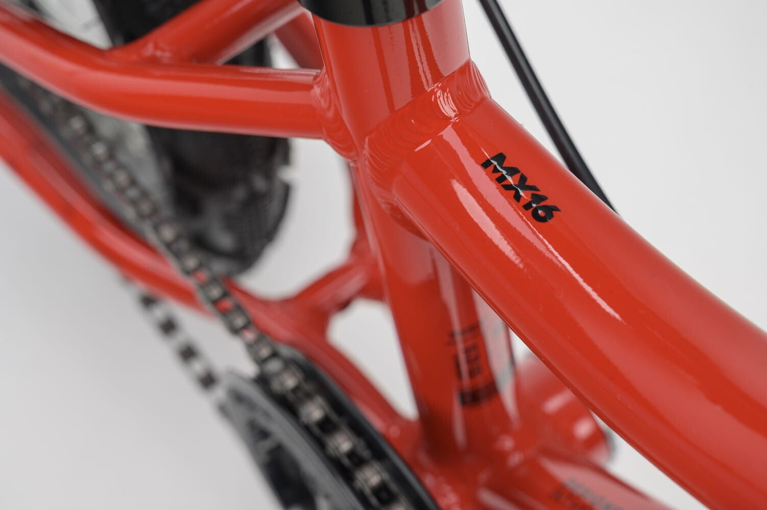 Ridgeback MX16